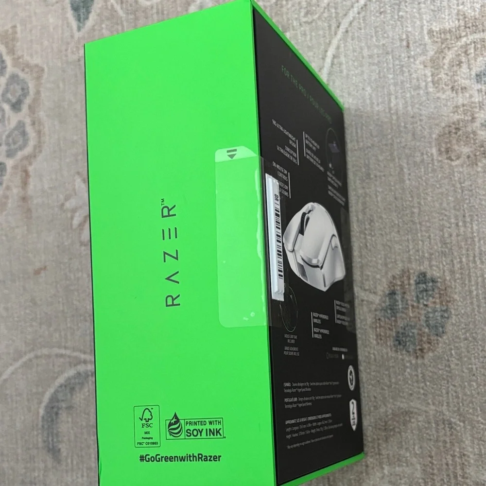 Razer Viper V2 Pro Wireless Gaming Mouse in White